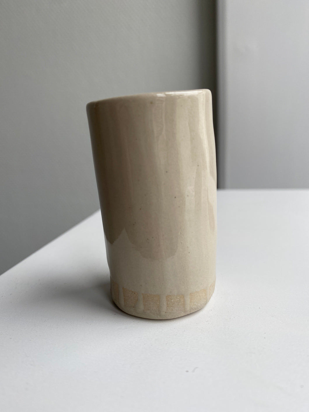 LILLE VASE - håndmalede striber SAND