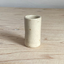 Indlæs billede til gallerivisning LILLE VASE - 21
