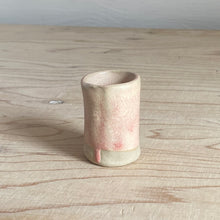 Indlæs billede til gallerivisning LILLE VASE - 22
