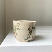 Indlæs billede til gallerivisning Kop 4 ÆRTEBLOMST
