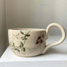 Indlæs billede til gallerivisning Kop 17 ÆRTEBLOMST

