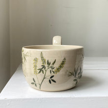 Indlæs billede til gallerivisning Kop 17 ÆRTEBLOMST
