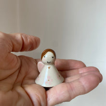 Indlæs billede til gallerivisning En MINI hjerteengel i pose - 54
