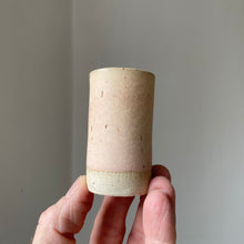 Indlæs billede til gallerivisning LILLE VASE - 9
