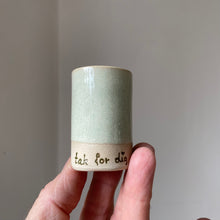 Indlæs billede til gallerivisning LILLE VASE - 11
