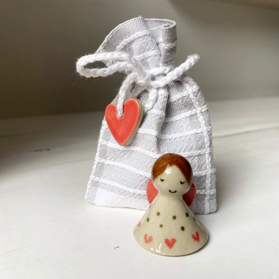 En MINI hjerteengel i pose -