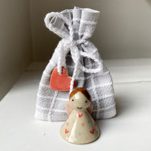 Indlæs billede til gallerivisning En MINI hjerteengel i pose - 23
