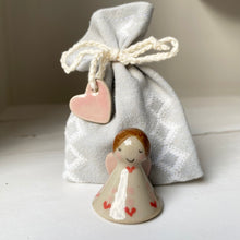 Indlæs billede til gallerivisning En MINI hjerteengel i pose - 33
