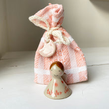 Indlæs billede til gallerivisning En MINI hjerteengel i pose - 34
