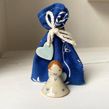 Indlæs billede til gallerivisning En MINI hjerteengel i pose - 41
