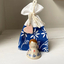 Indlæs billede til gallerivisning En MINI hjerteengel i pose - 43
