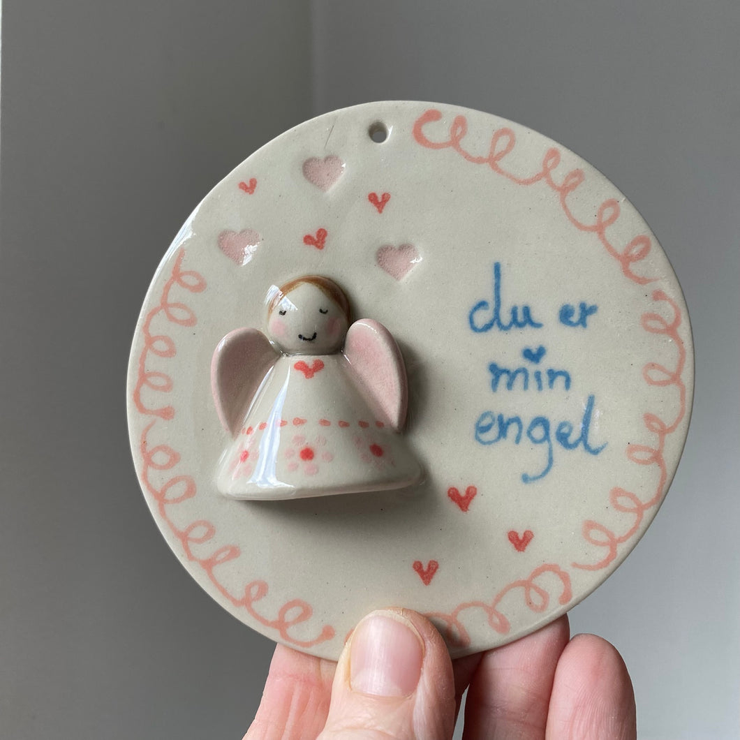 Skilt til ophæng LILLE ENGEL 3