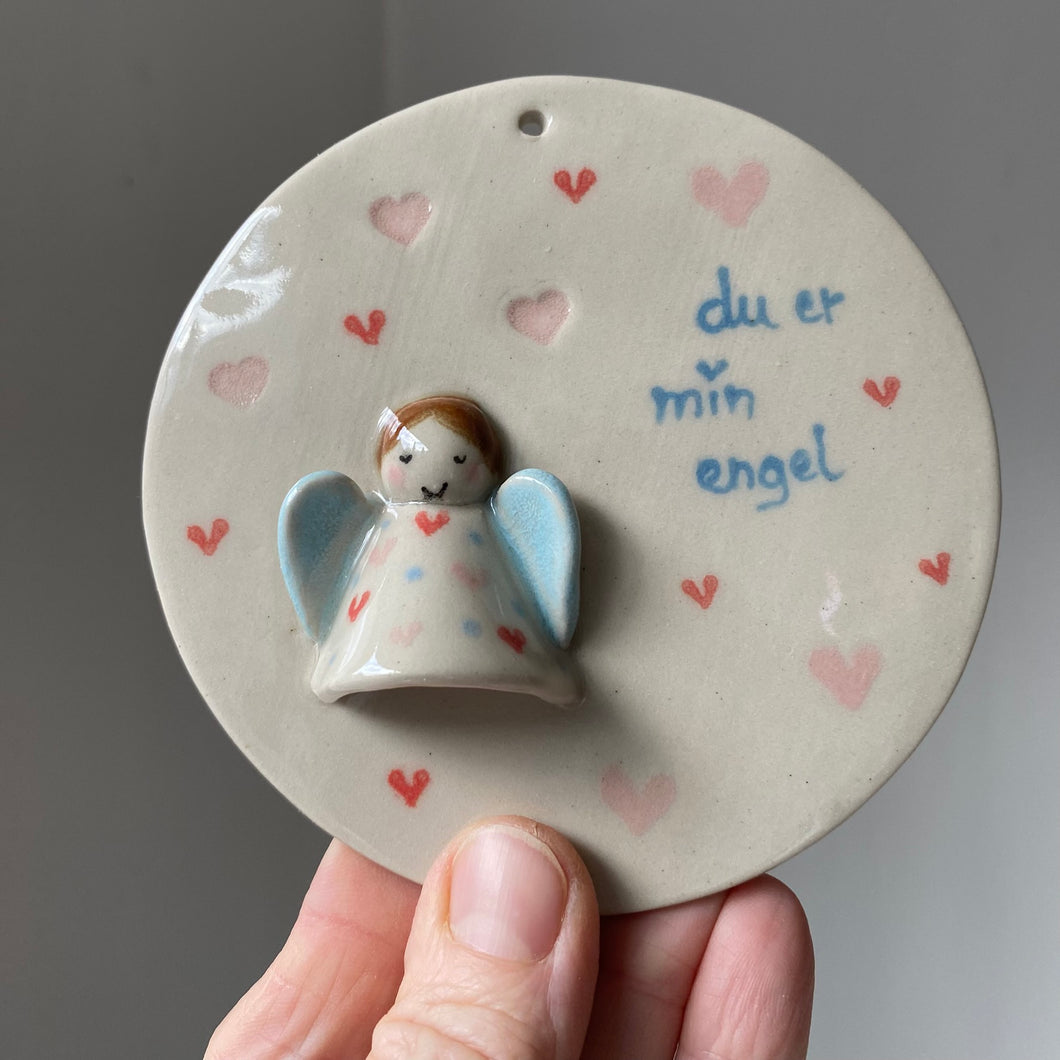 Skilt til ophæng LILLE ENGEL 7