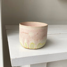 Indlæs billede til gallerivisning Kop 1
